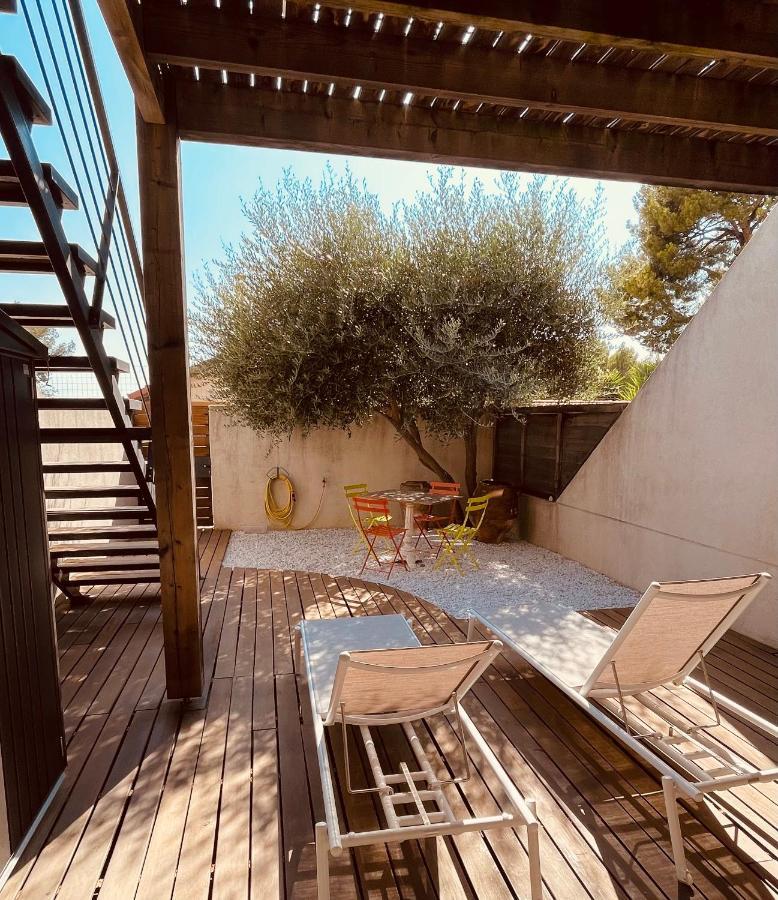 Cassis, le Grand Bleu, triplex vue mer, port plage 10mn à pieds Exterior foto