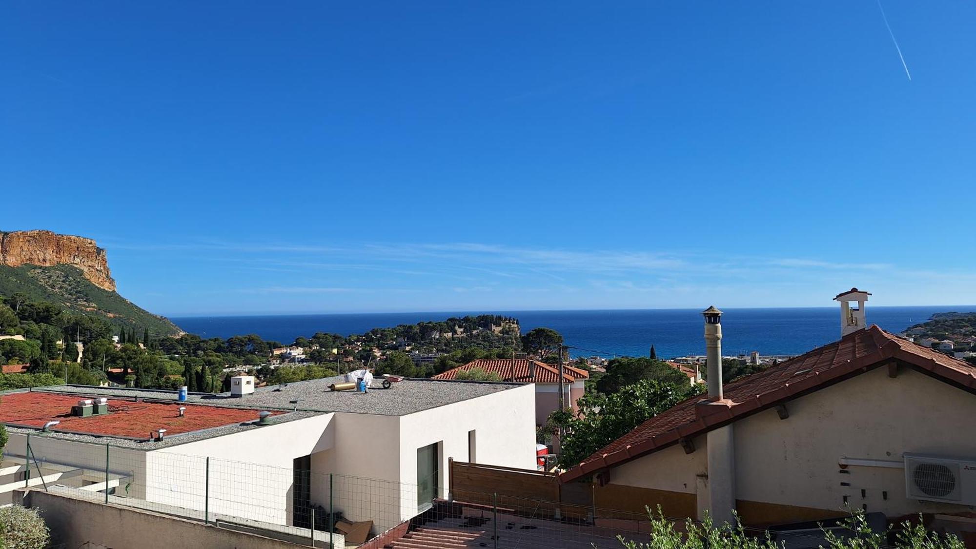 Cassis, le Grand Bleu, triplex vue mer, port plage 10mn à pieds Exterior foto